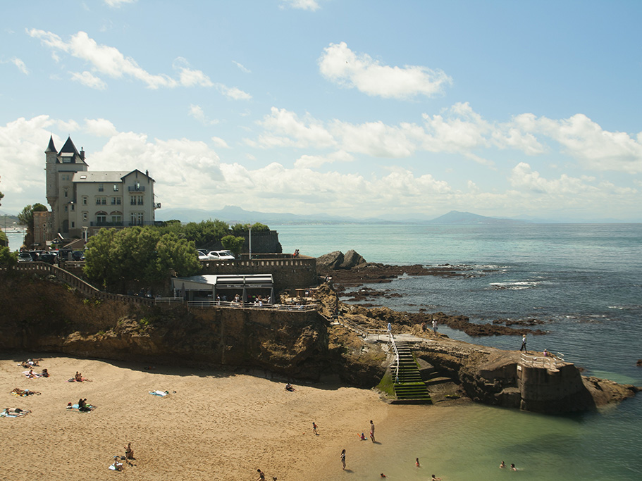 Original - Man holding beer